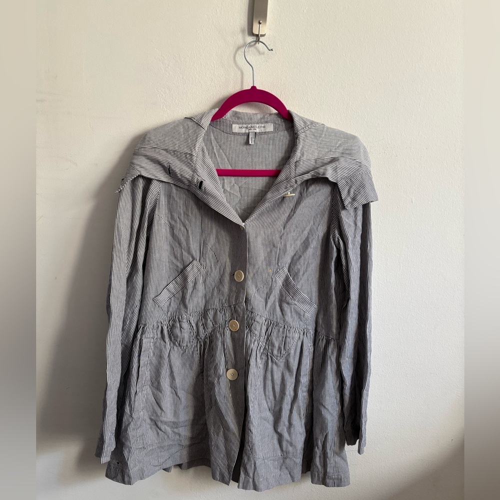 Morgane le Fay hooded jacket/ top. So cute. Size S.